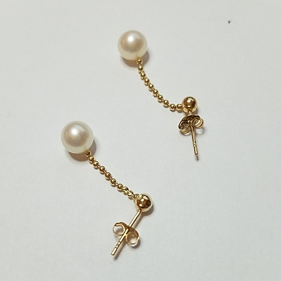 Delicate Akoya 5.8mm Pearl drop Earrings - Picture 2 of 3
